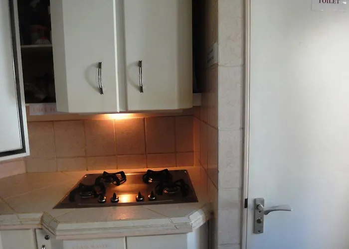 Frank's Backpackers Auberge de jeunesse *